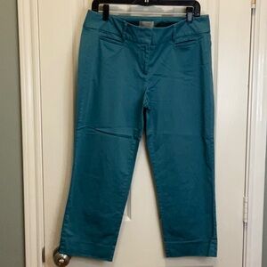 Loft Outlet original crop pants size 8. Blue green poplin woven pant
